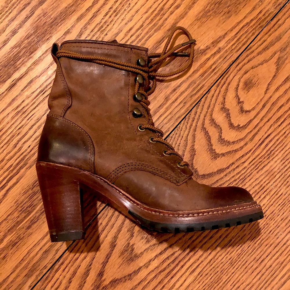 Frye Lucy Lace Up Midi Boot